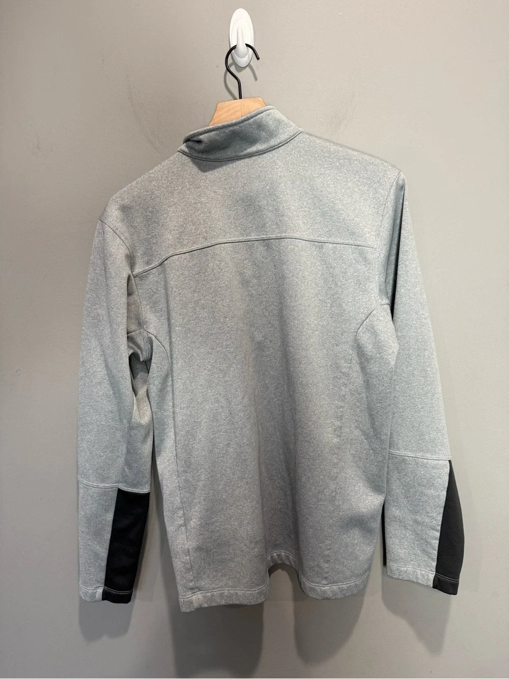 The North Face Men’s Large Gray 1/4 Zip Pullover Fleece Jacket